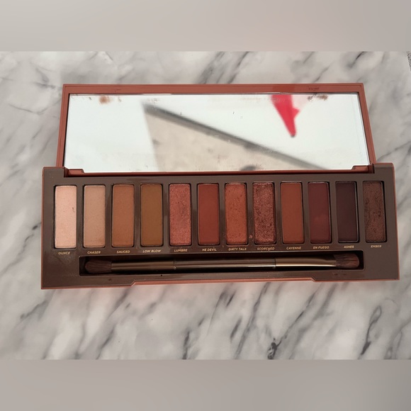Urban decay naked heat palette. - Picture 2 of 2
